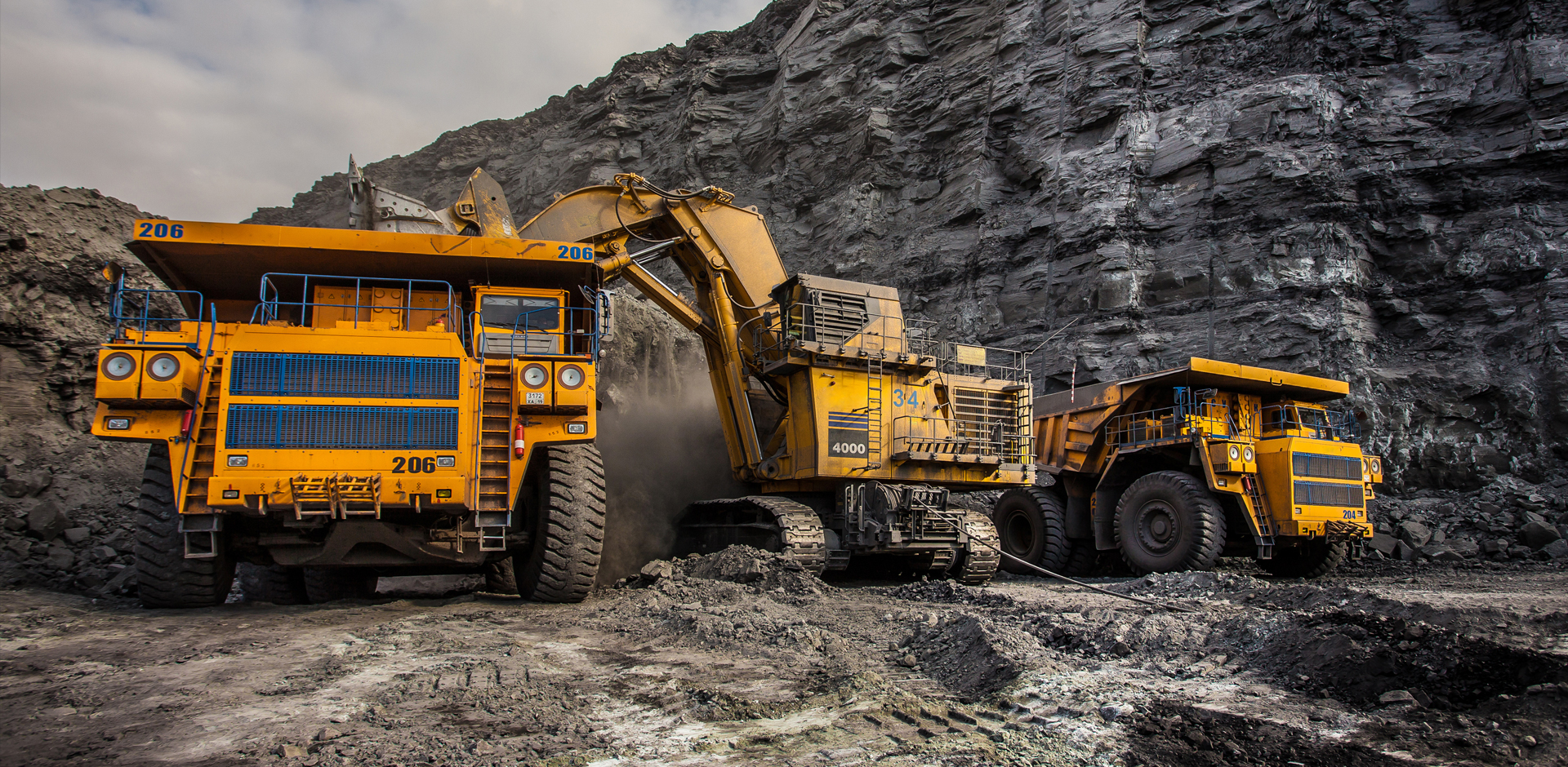 การทำเหมืองแร่และโลหะวิทยา